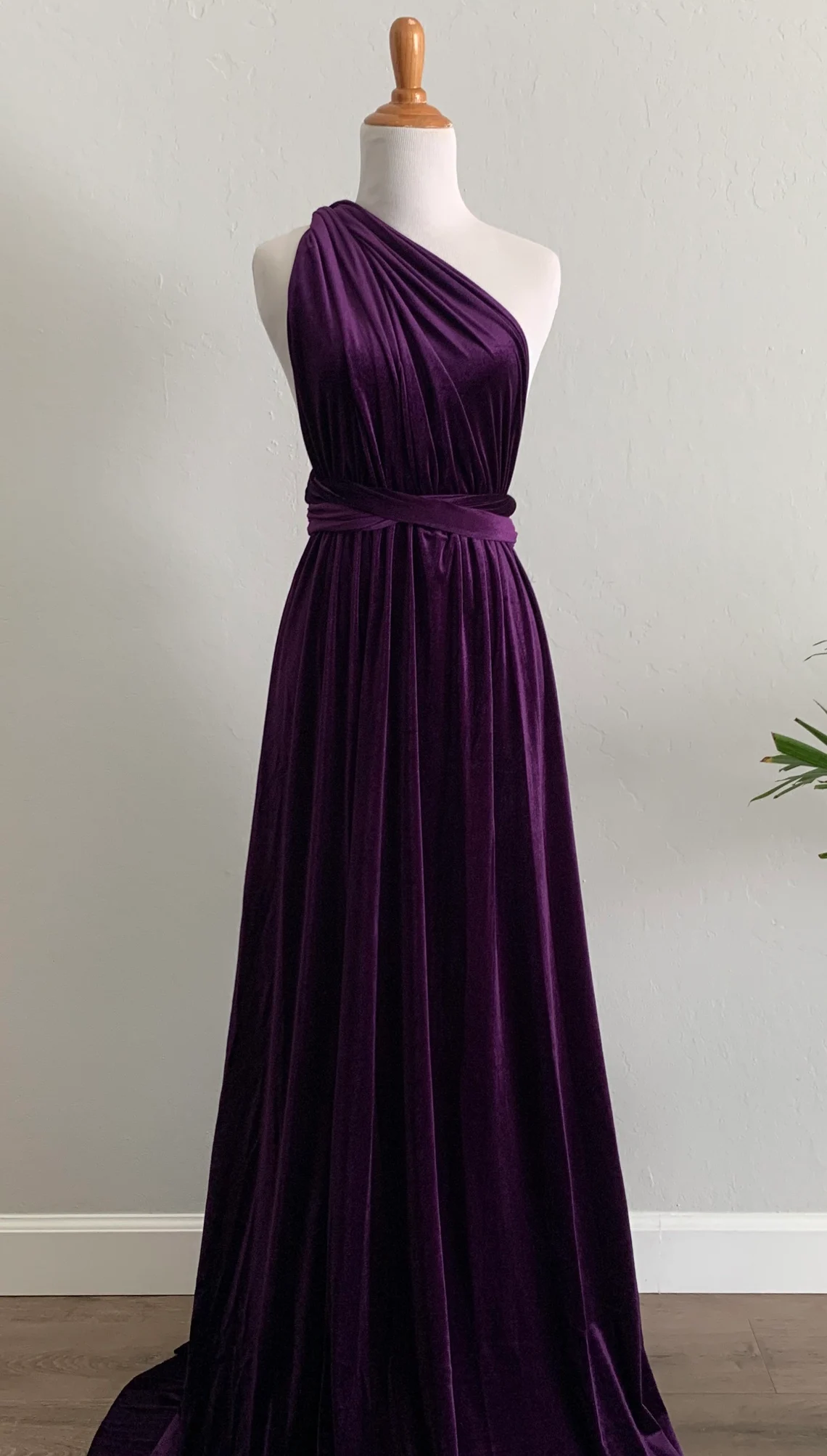 Wedding party dress autumn winter velvet long dress wrap dress wrinkle fantastic elegant velvet bridesmaid dress