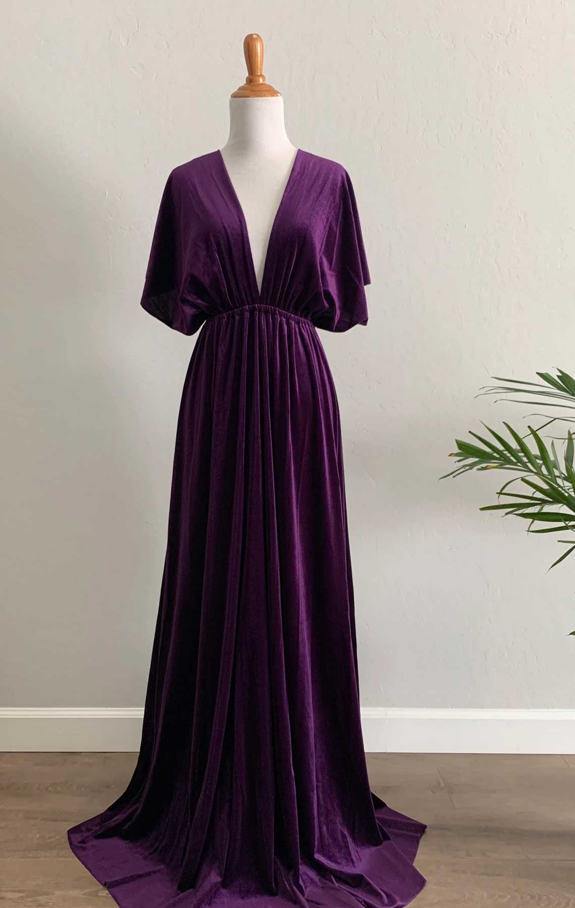 Wedding party dress autumn winter velvet long dress wrap dress wrinkle fantastic elegant velvet bridesmaid dress