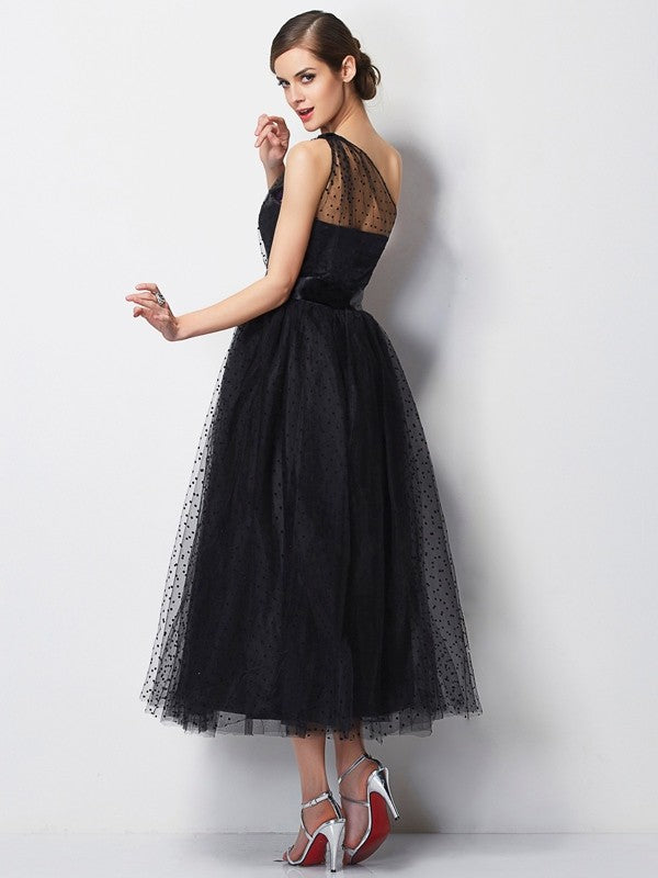 A-Line/Princess One-Shoulder Sleeveless Pleats Short Woven Satin Bridesmaid Dresses