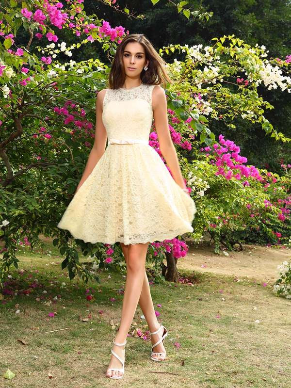 A-Line/Princess Scoop Lace Sleeveless Short Woven Satin Bridesmaid Dresses
