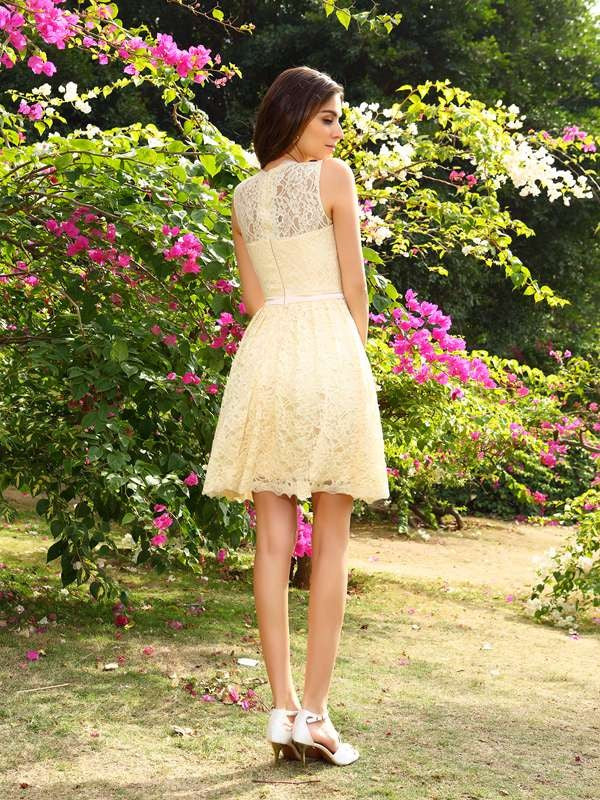 A-Line/Princess Scoop Lace Sleeveless Short Woven Satin Bridesmaid Dresses