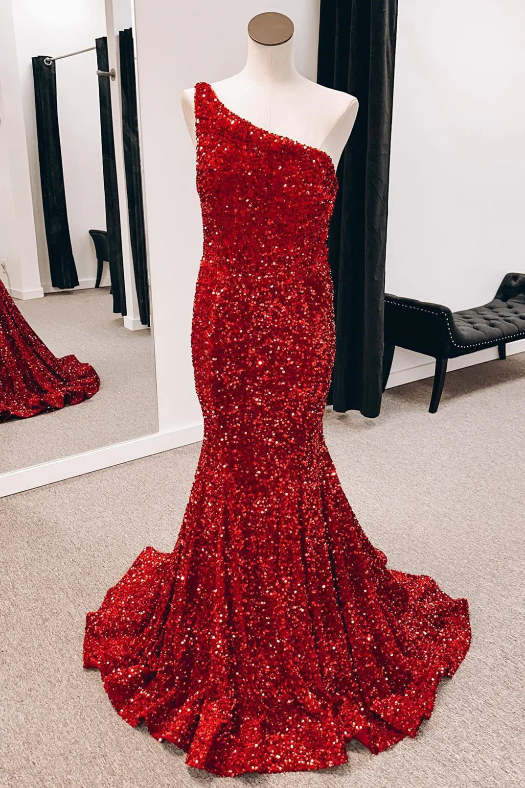 Sheath Off-the-shoulder Sequin Prom Dresses Red Plus Size