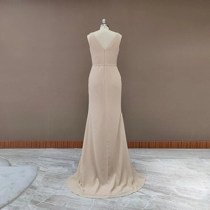 Bridesmaid Dresses Simple V Neck Sleeveless Sheath Pleated Long With Slit