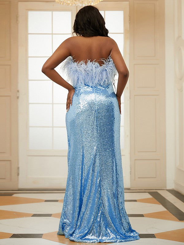 Sheath / Column Prom Dresses Plus Size Dress Wedding Guest Sweep / Brush Train Sleeveless Strapless Sequined with Feather Slit