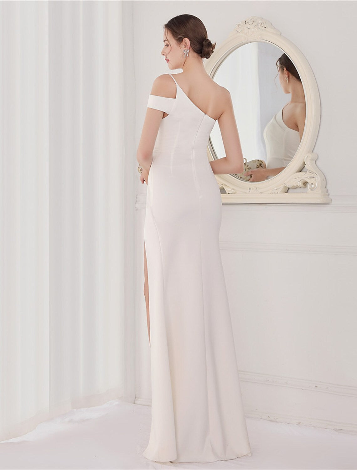 Mermaid / Trumpet Evening Gown Elegant Dress Wedding Guest Floor Length Sleeveless Spaghetti Strap Satin V Back with Slit