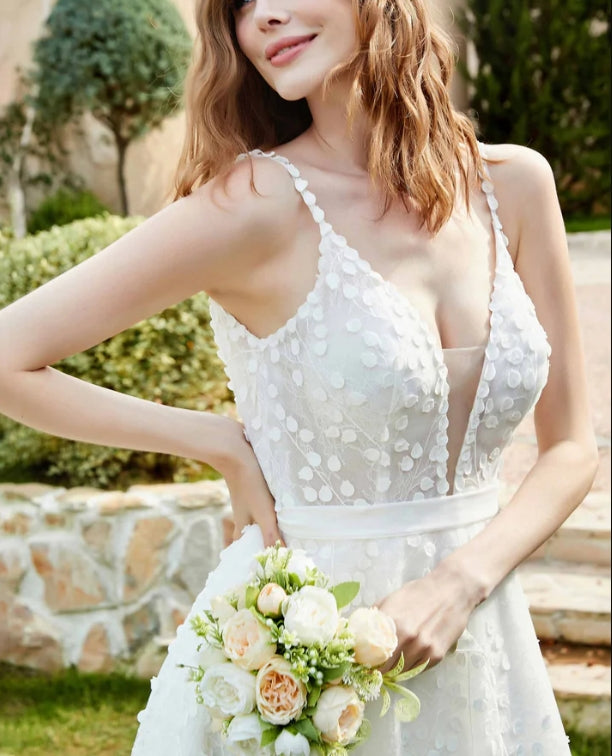 New Pattern Wedding Dress Plunging A-Line V-Neck Backless Elegant Fall November December Wedding