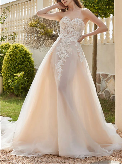 Wedding Dress New Pattern Strapless Backless Lace Applique Sweetheart Tulle Fall November December Wedding