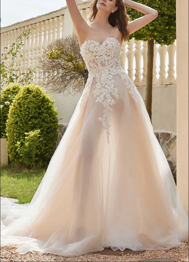 Wedding Dress New Pattern Strapless Backless Lace Applique Sweetheart Tulle Fall November December Wedding