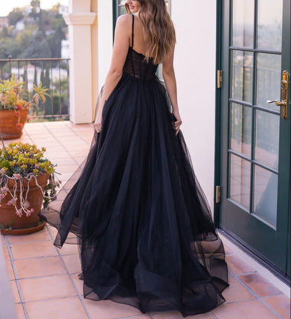 Evening Dress A-line Floor length Tulle Prom Dress Illusion Bodice Ntricate Daring Side Ieg Slit Black Formal Dress