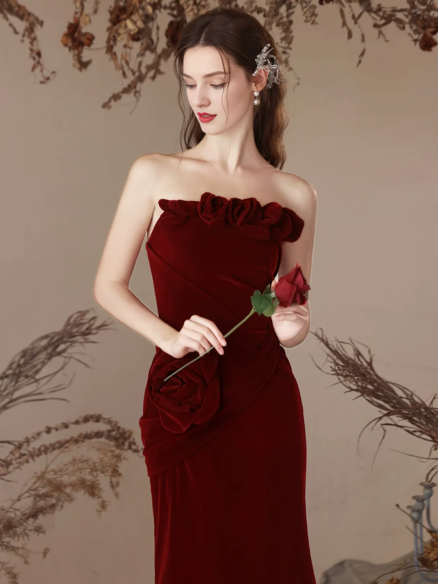 Elegant Unique Mermaid Velvet Long Prom Dress Burgundy Temperament strapless Party dress