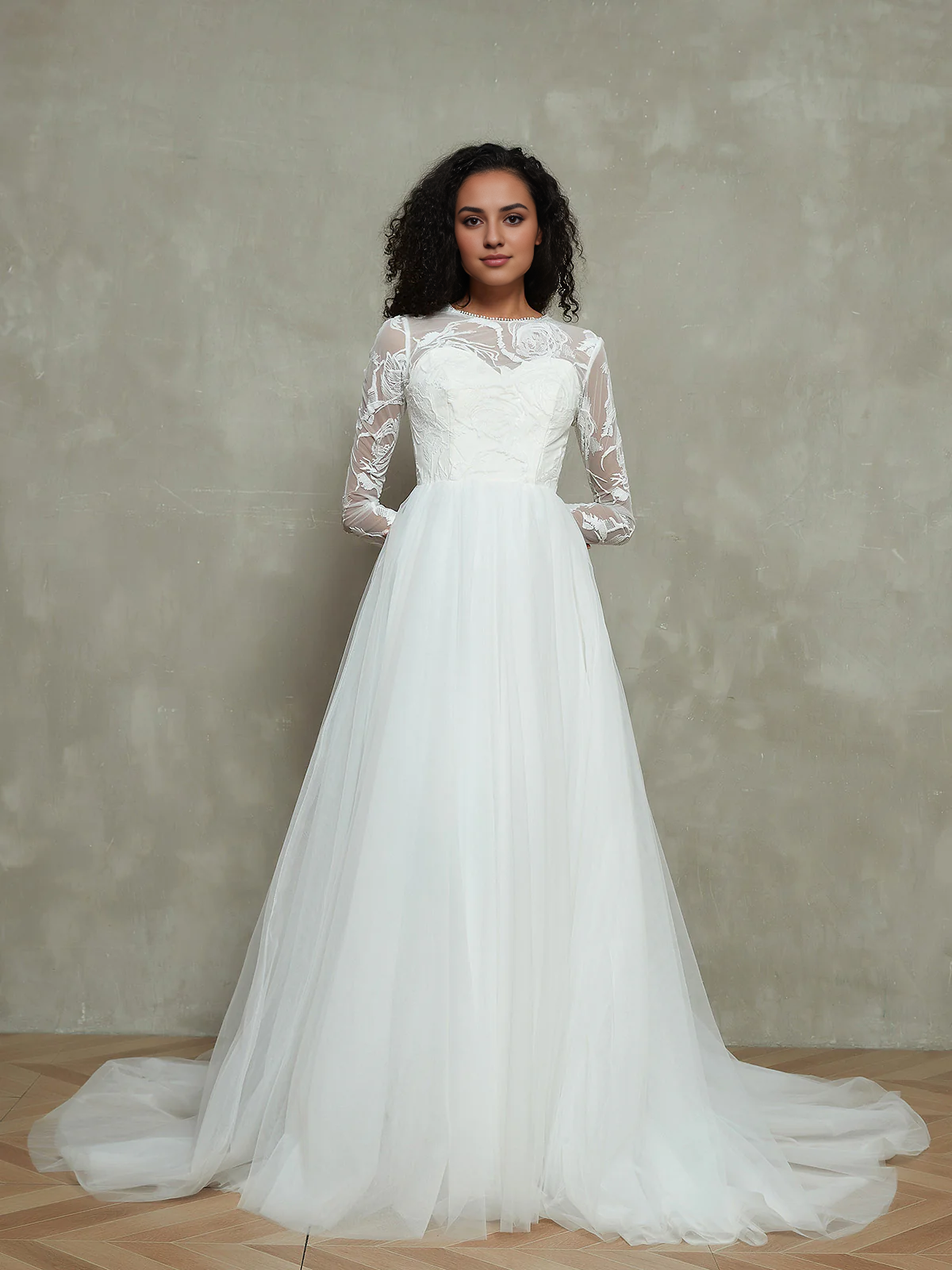 Wedding Dresses Bead string Illusion Neck Lace Top  Long Sleeves Tulle Skirt Formal Dresses