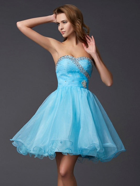 A-Line/Princess Sweetheart Sleeveless Beading Short Tulle Homecoming Dresses