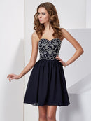 A-Line/Princess Sweetheart Beading Sleeveless Chiffon Short Homecoming Dresses