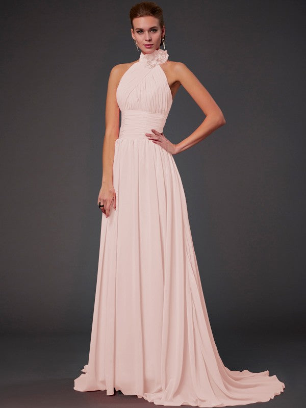 A-Line/Princess Halter Sleeveless Hand-Made Flower Long Chiffon Bridesmaid Dresses