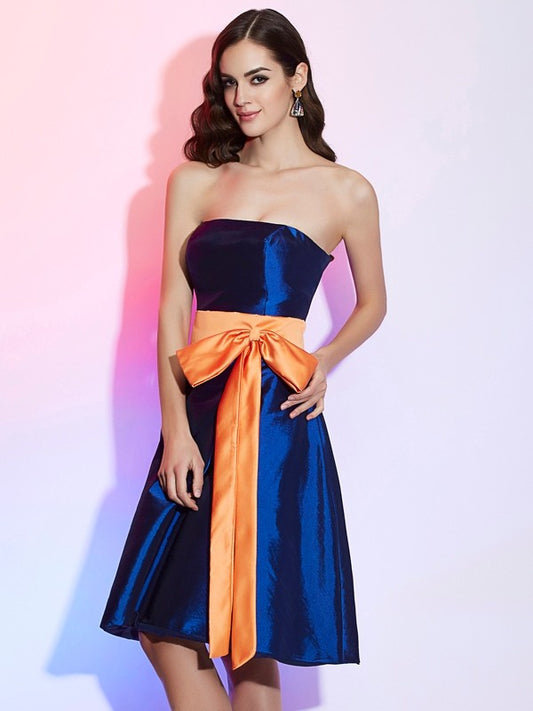 A-Line/Princess Strapless Sleeveless Sash/Ribbon/Belt Short Taffeta Bridesmaid Dresses