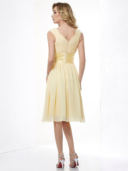 A-Line/Princess Straps Sleeveless Pleats Short Chiffon Bridesmaid Dresses