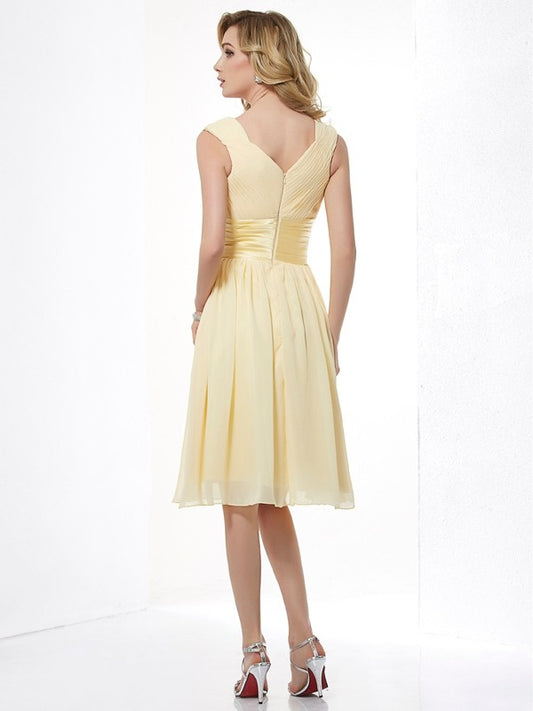 A-Line/Princess Straps Sleeveless Pleats Short Chiffon Bridesmaid Dresses