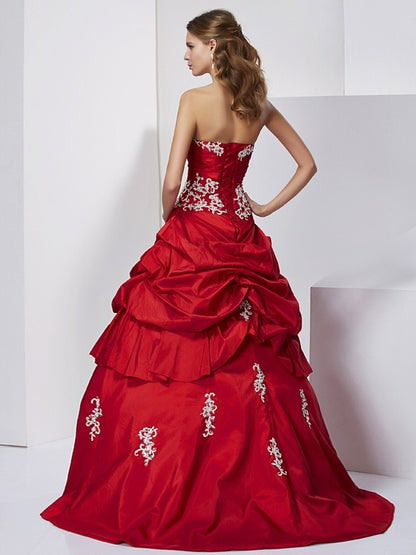 Ball Gown Sweetheart Sleeveless Beading Applique Long Taffeta Quinceanera Dresses