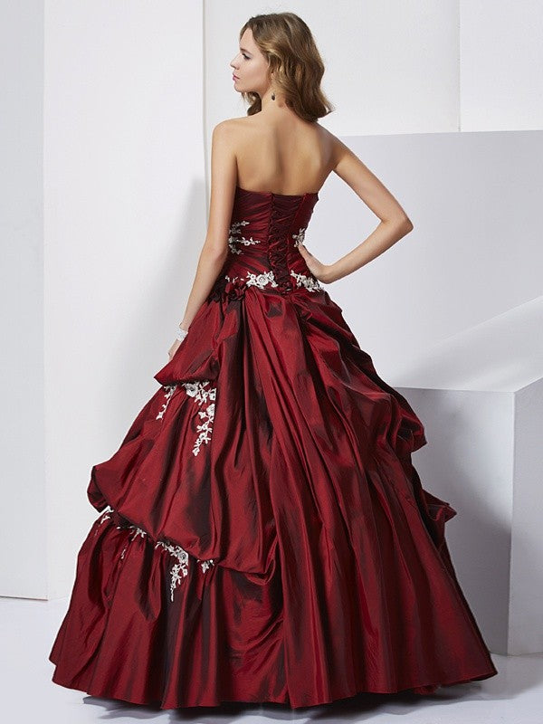 Ball Gown Sweetheart Sleeveless Beading Long Taffeta Quinceanera Dresses