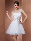 A-Line/Princess One-Shoulder Sleeveless Beading Short Net Homecoming Dresses