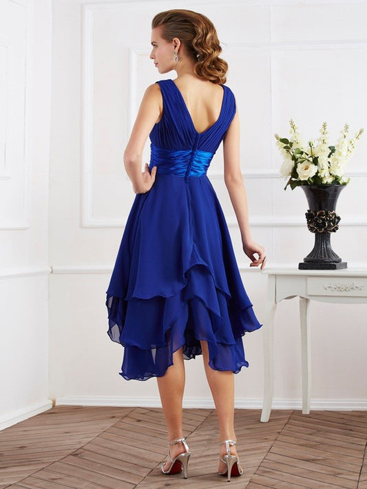 A-Line/Princess V-neck Short Sleeves Pleats Short Chiffon Bridesmaid Dresses