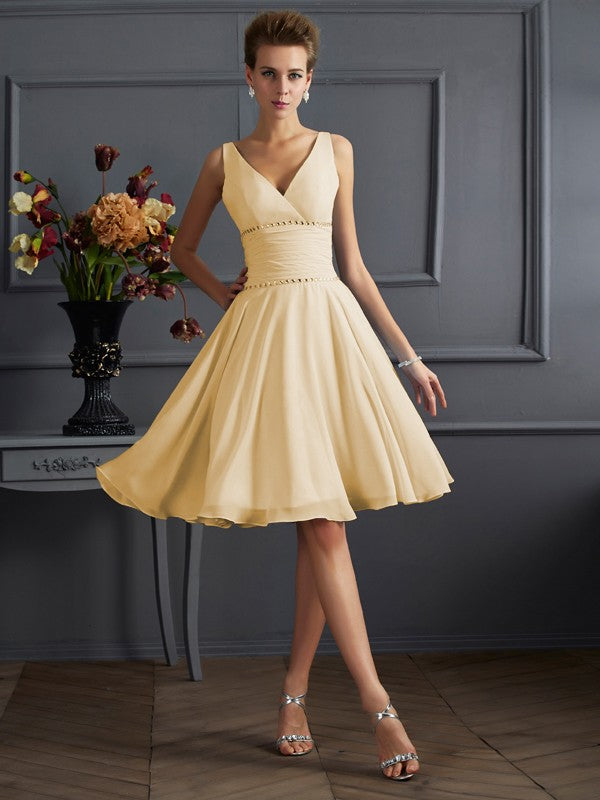 A-Line/Princess V-neck Sleeveless Pleats Short Chiffon Bridesmaid Dresses