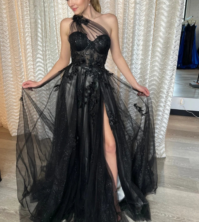 Evening Dress One Shoulder A-line Gown Sweetheart Bodice Side Leg Slit Applique Black Formal Dress