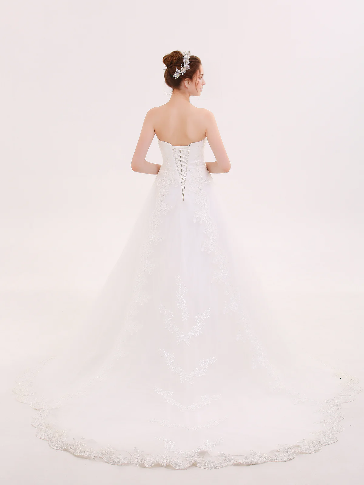 Wedding Dress Strapless Heart-shaped collar Strapless Backless Sweet Fantastic Dress