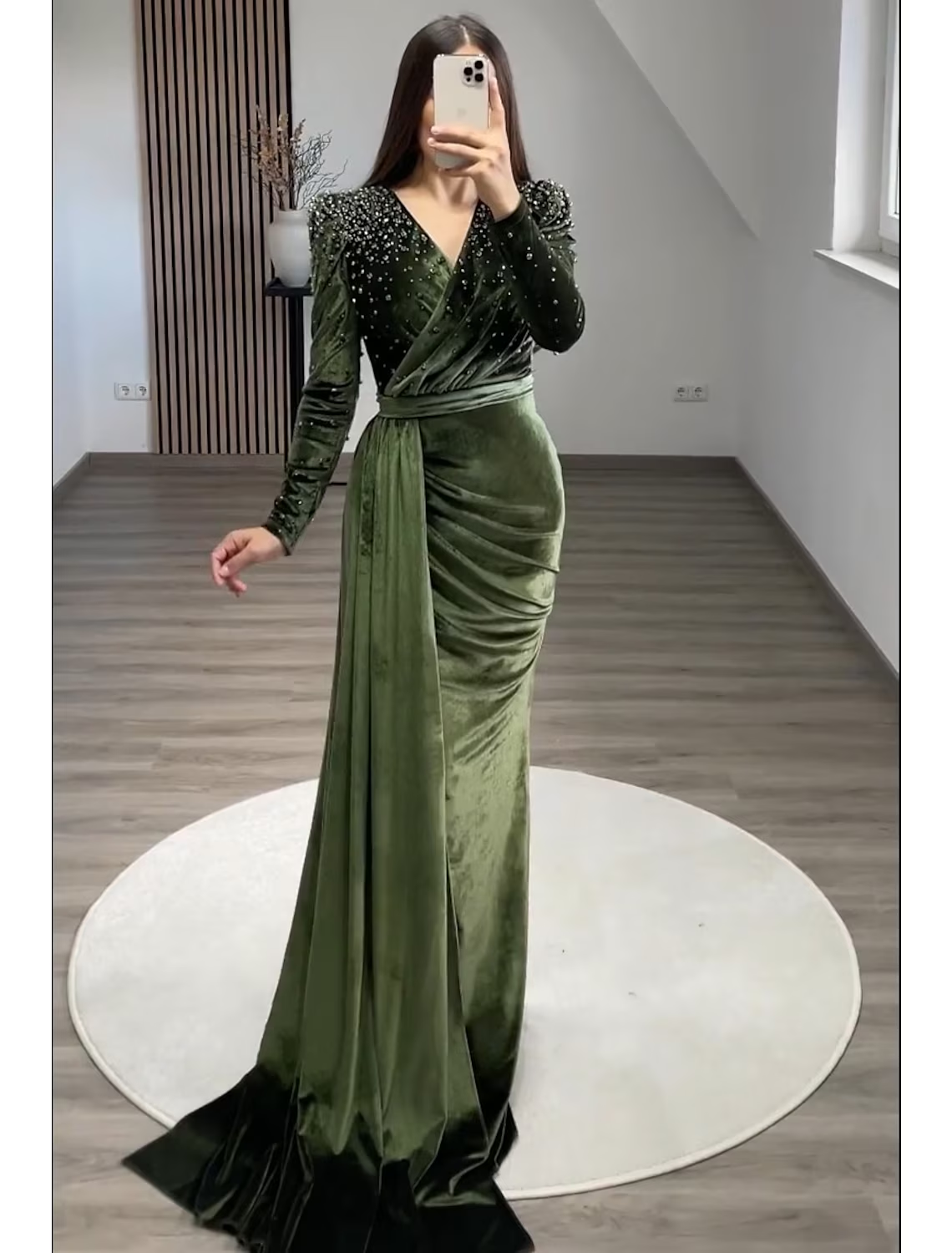 Mermaid / Trumpet Evening Gown Maxi Dress Formal Floor Length Long Sleeve V Neck Velvet with Ruched Pearls