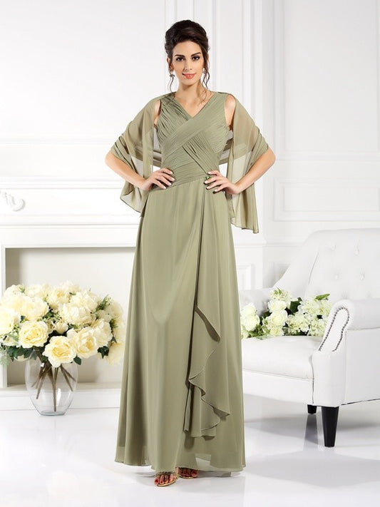 A-Line/Princess V-neck Pleats Sleeveless Long Chiffon Mother of the Bride Dresses