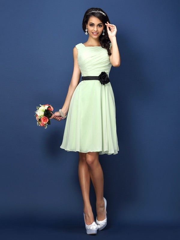 A-Line/Princess Bateau Pleats Sleeveless Short Chiffon Bridesmaid Dresses