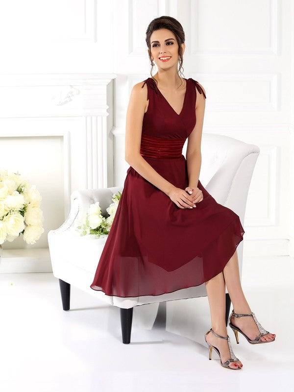 A-Line/Princess V-neck Sleeveless Short Chiffon Bridesmaid Dresses