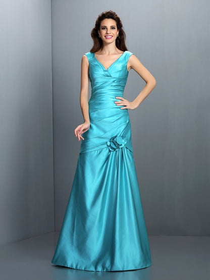 A-Line/Princess V-neck Pleats Sleeveless Long Satin Bridesmaid Dresses