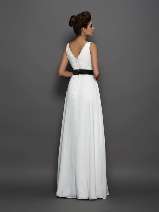 A-Line/Princess V-neck Sash/Ribbon/Belt Sleeveless Long Chiffon Wedding Dresses