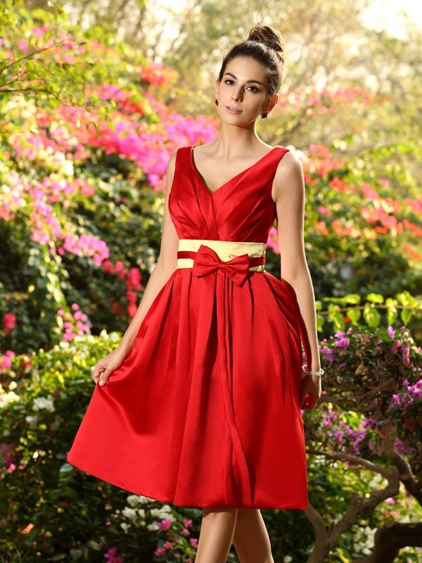 A-Line/Princess V-neck Pleats Sash/Ribbon/Belt Sleeveless Short Satin Bridesmaid Dresses