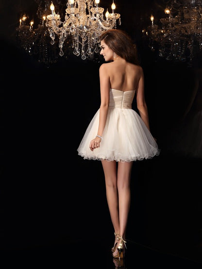 A-Line/Princess Sweetheart Beading Sleeveless Short Silk Like Satin Cocktail Dresses