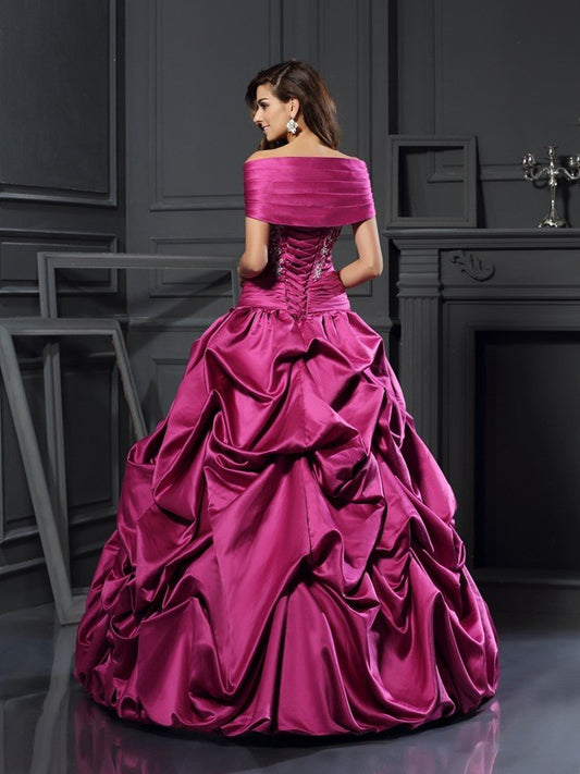 Ball Gown Sweetheart Applique Sleeveless Long Satin Quinceanera Dresses