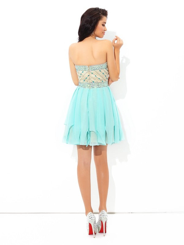 A-Line/Princess Sweetheart Beading Short Sleeveless Chiffon Cocktail Dresses