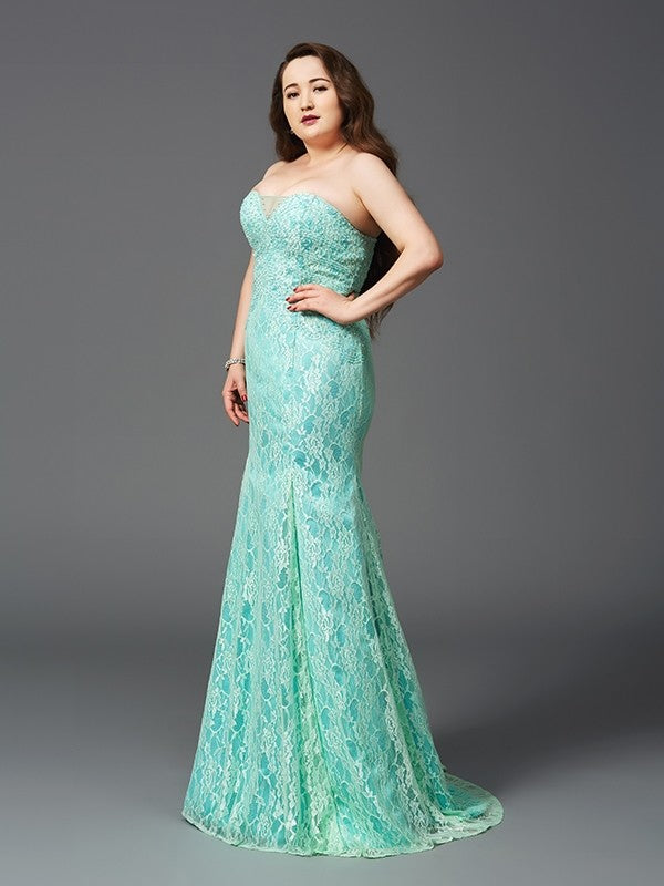 Sheath/Column Strapless Lace Sleeveless Long Satin Plus Size Dresses