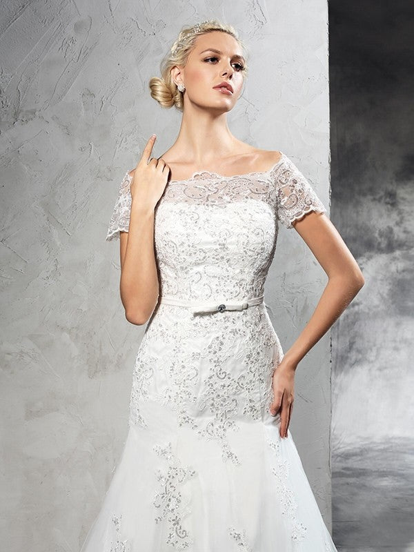 Sheath/Column Off-the-Shoulder Applique Short Sleeves Long Net Wedding Dresses