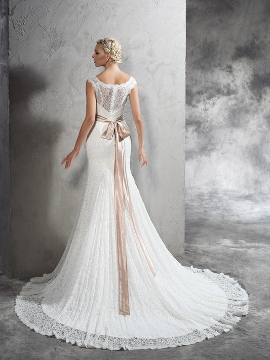 Sheath/Column Sheer Neck Sash/Ribbon/Belt Sleeveless Long Lace Wedding Dresses