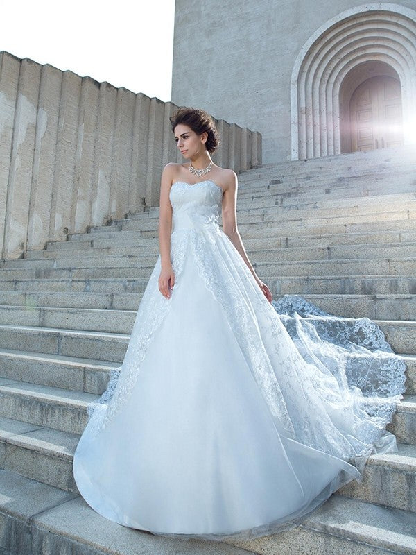 Ball Gown Sweetheart Lace Sleeveless Long Lace Wedding Dresses