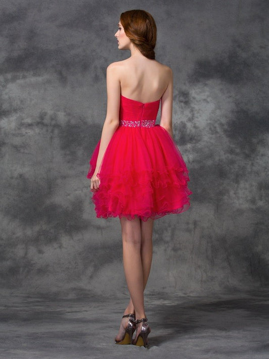 A-line/Princess Sweetheart Beading Sleeveless Short Satin Cocktail Dresses