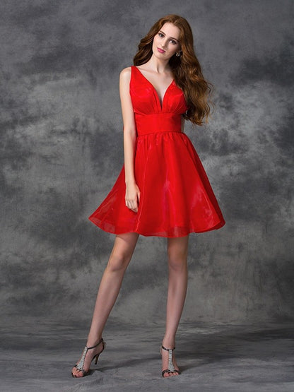 A-line/Princess V-neck Sash/Ribbon/Belt Sleeveless Short Organza Cocktail Dresses