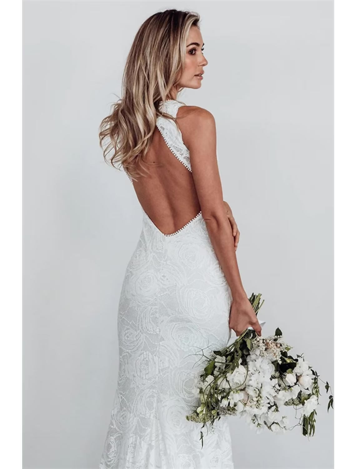 Beach Open Back Boho Wedding Dresses Chapel Train Mermaid / Trumpet Sleeveless Halter Lace With Appliques Solid Color