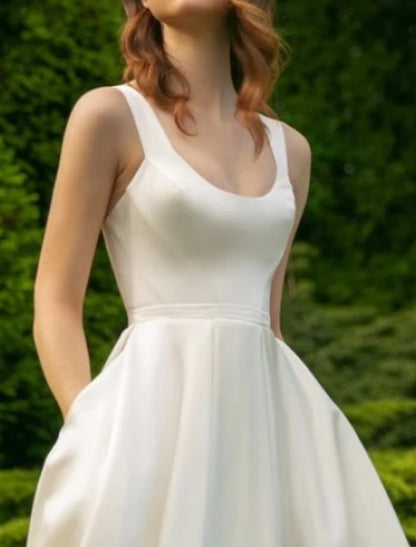 Wedding Dresses A-Line Scoop Neck Sleeveless Tea Length Satin Bridal Gowns With Pleats Solid Color