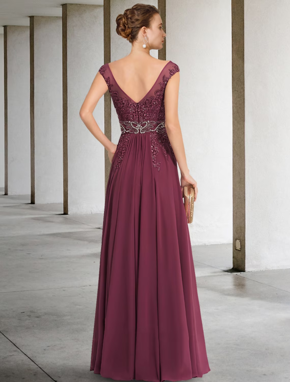 A-Line Mother of the Bride Dress Luxurious Elegant V Neck Floor Length Chiffon Lace Sleeveless with Sash / Ribbon Beading Split Front