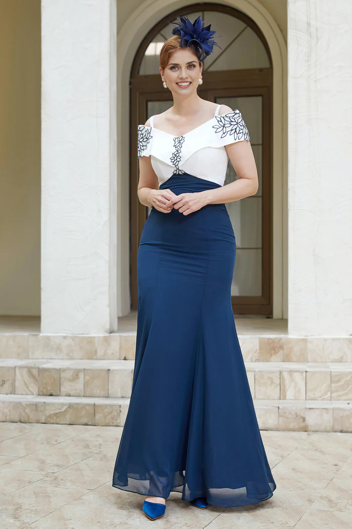 Fall November December Wedding Guest Dress Sheath Off-the-Shoulder Chiffon Long Dress Mother of the Groom / Bride Dresses