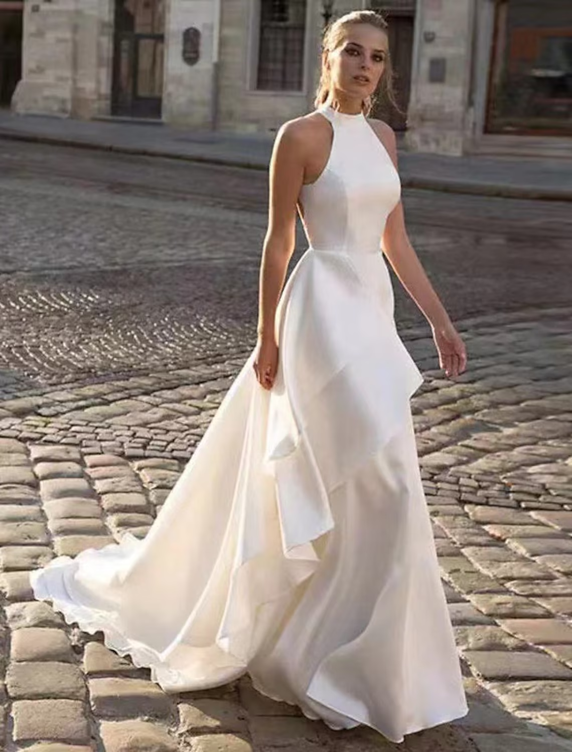 Hall Open Back Casual Wedding Dresses Chapel Train A-Line Sleeveless Halter Satin With Solid Color