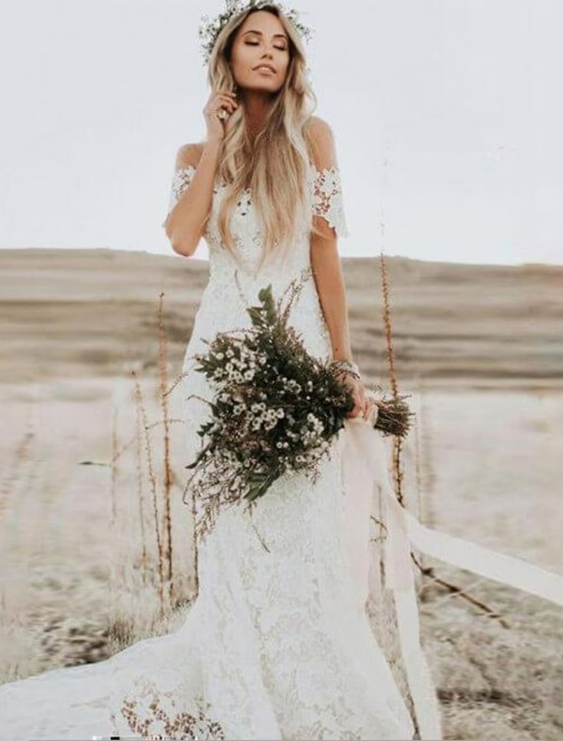 Beach Boho Wedding Dresses Chapel Train Mermaid / Trumpet Short Sleeve Off Shoulder Lace With Appliques Solid Color